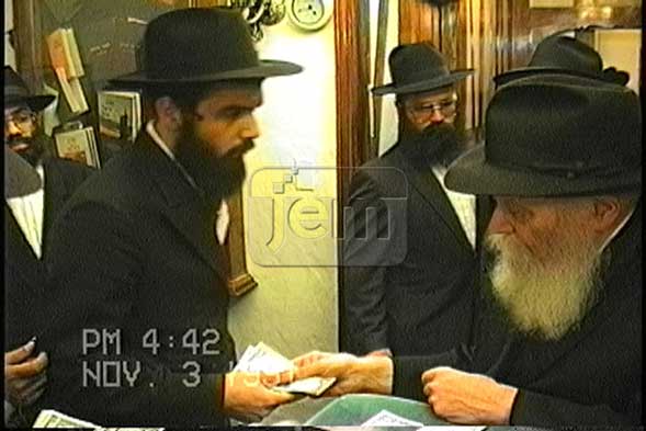 My Moment Video Order - JEM IDs 2023198,2023199