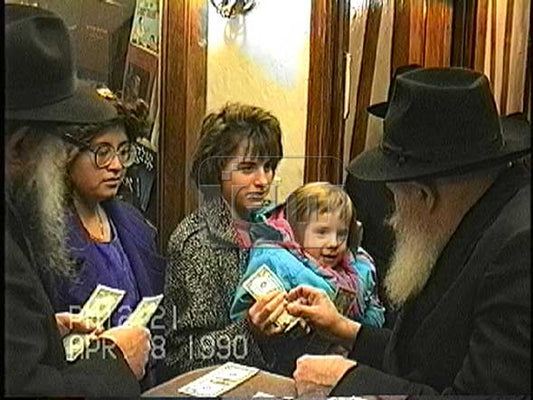 הזמנת סרטון My Moment - מזהי JEM 2225335,2225336,2225337,2225338