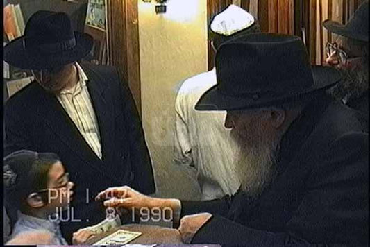 הזמנת סרטון My Moment - מזהי JEM 2283907,2283744,2283586,2205801