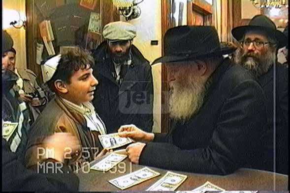 My Moment Video Order - JEM IDs 2369230