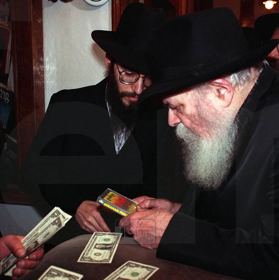 Photo Order - JEM ID #76392 - Canvas / 16x16