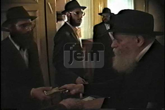 הזמנת וידאו של הרגע שלי - מזהי JEM 2077575