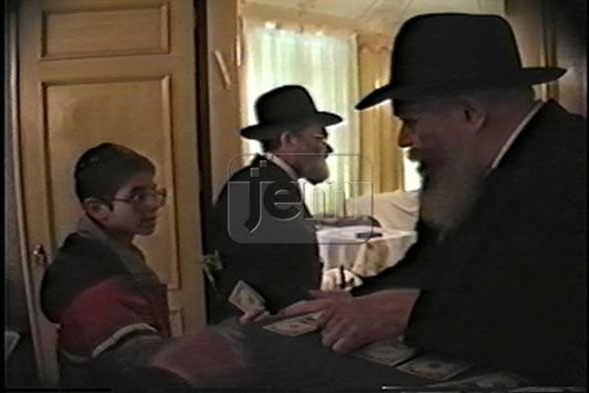 הזמנת וידאו של הרגע שלי - מזהי JEM 2079636